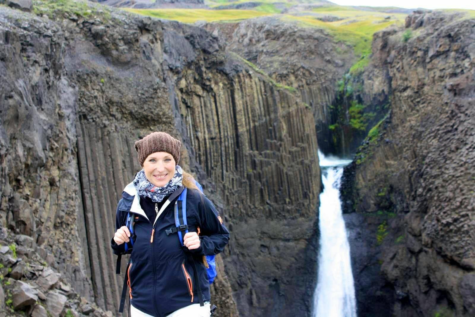 am Litlanesfoss, Island - Anna Stiebing